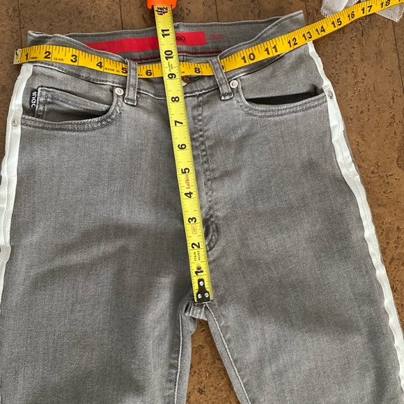 Hugo Boss women’s jeans, faded grey, high rises, skinny, stretchy! Size 28 X 32 - Picture 9 of 14